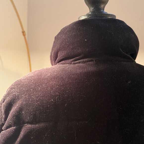 Levi's Womens Black Corduroy Puffer Jacket - Picture 6 of 10